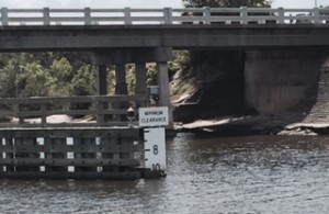 No argument from the bridge tender about raising the bridge for us here. She did so within about 2 minutes.